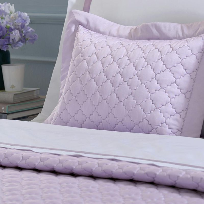 Matouk Ava Bed Style