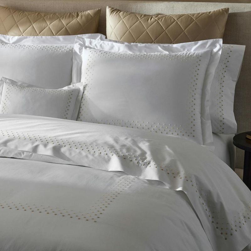 Matouk Dorothy Bed Style