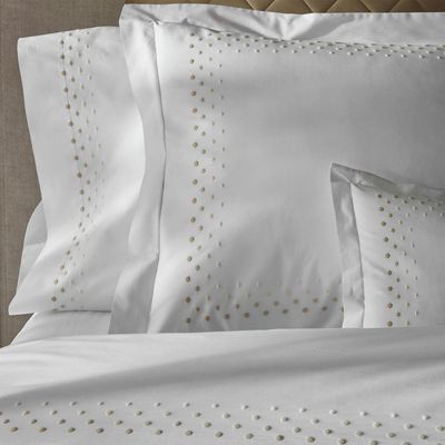 Matouk Dorothy Bed Style
