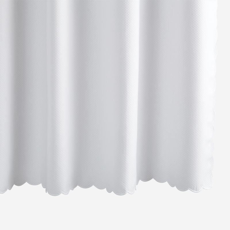 Matouk Diamond Pique Scalloped Shower Curtain