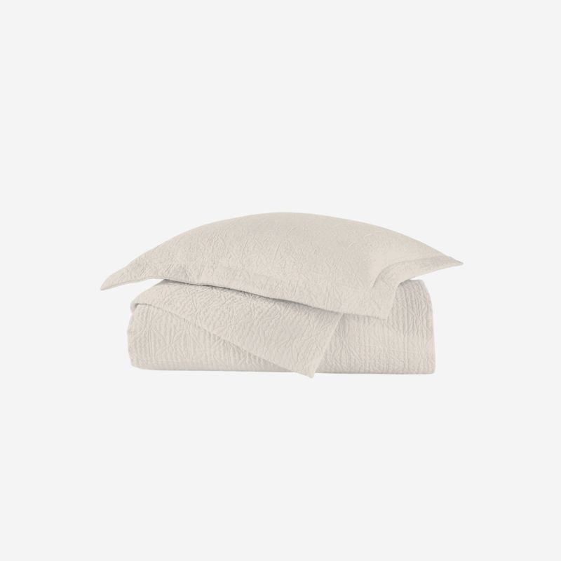 Peacock Alley Olivia Matelassé Bed Style