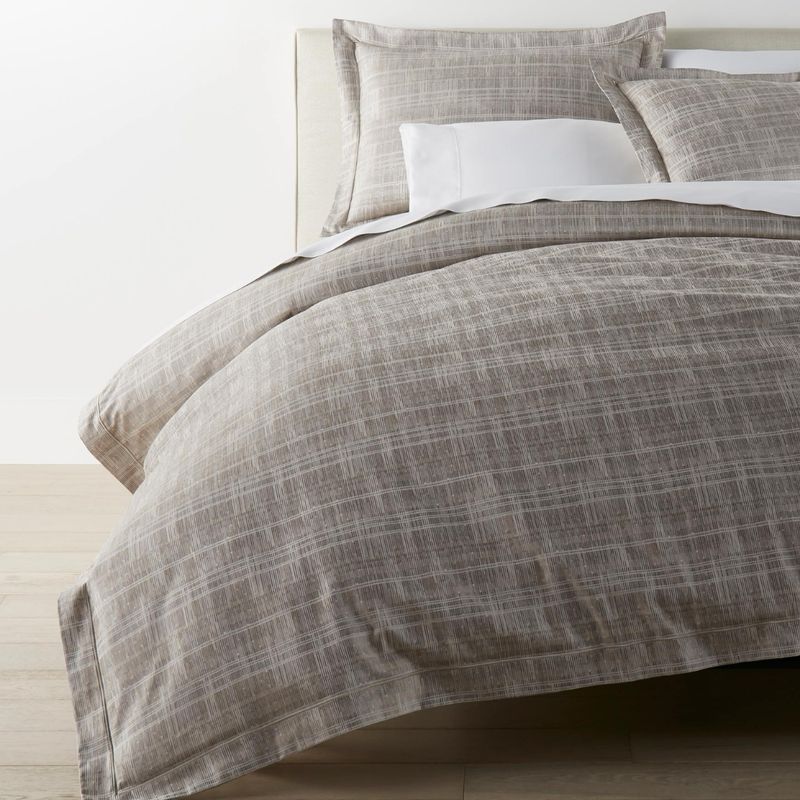 Peacock Alley Biagio Jacquard Bed Style