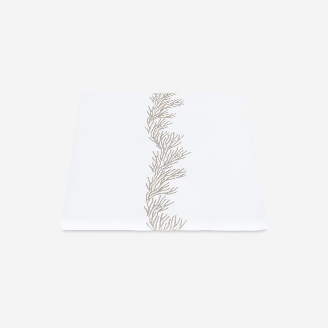 Matouk Atoll Bed Style, COLOR: Alabaster, PRODUCT: Duvet Cover—Full/Queen
