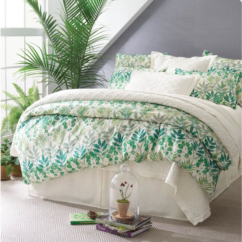 Pine Cone Hill Washed Linen Quilt