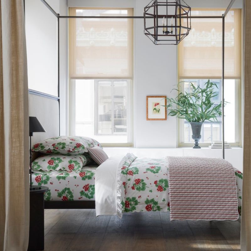 Matouk Geranium Bed Style