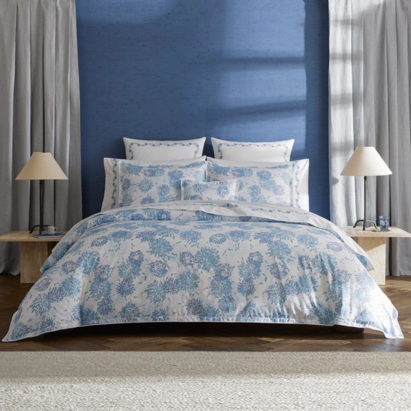 Matouk Chrysanthemum Bed Style
