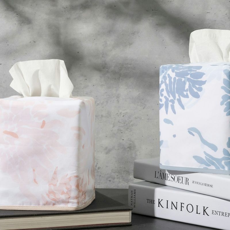 Matouk Chrysanthemum Tissue Box Cover