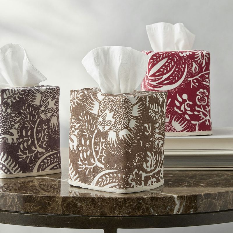 Matouk Granada Linen Tissue Box Cover