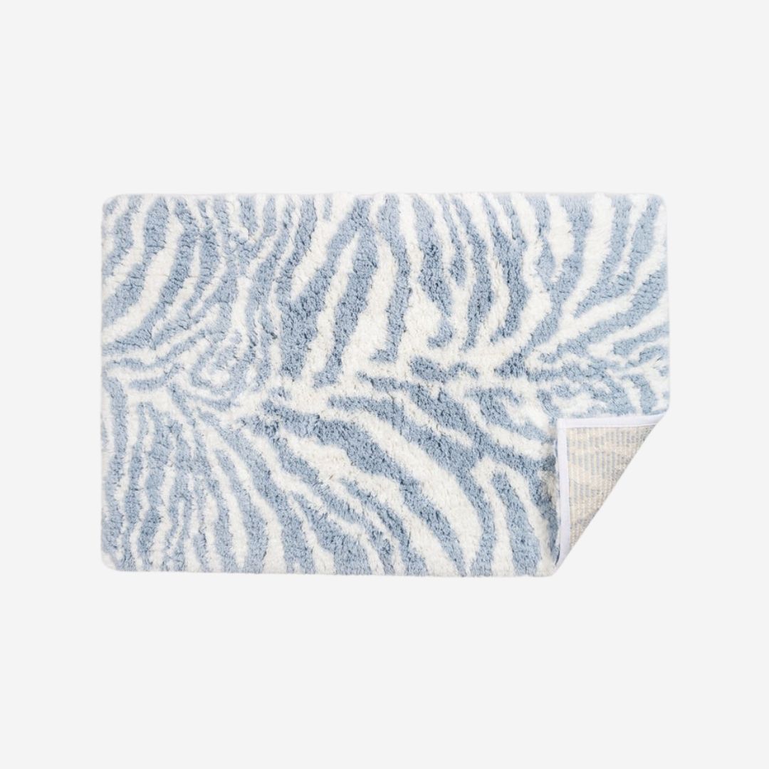 Matouk Regine Bath Rug, COLOR: Hydrangea, SIZE: Small—21 x 34