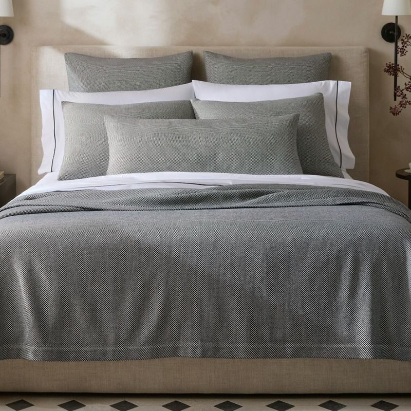 Matouk Jackson Coverlet Bed Style