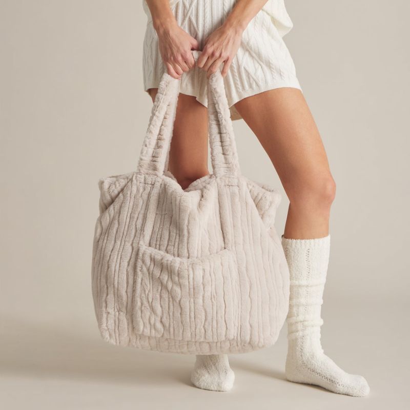 Barefoot Dreams Dream Channel Faux Fur Blanket + Bag Set