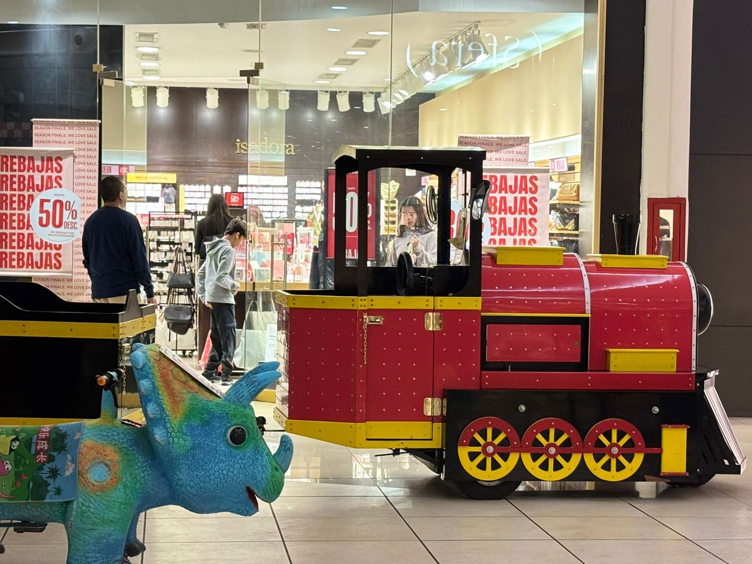 ⁠Dino Tren