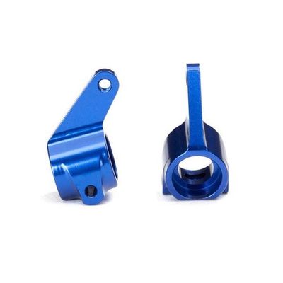 Traxxas 3636A blue aluminum steering blocks - detail view