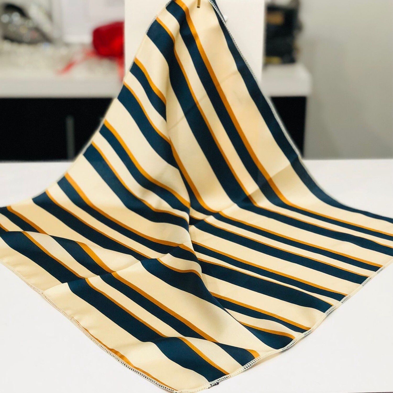 Scarf - 20x20cm - S33