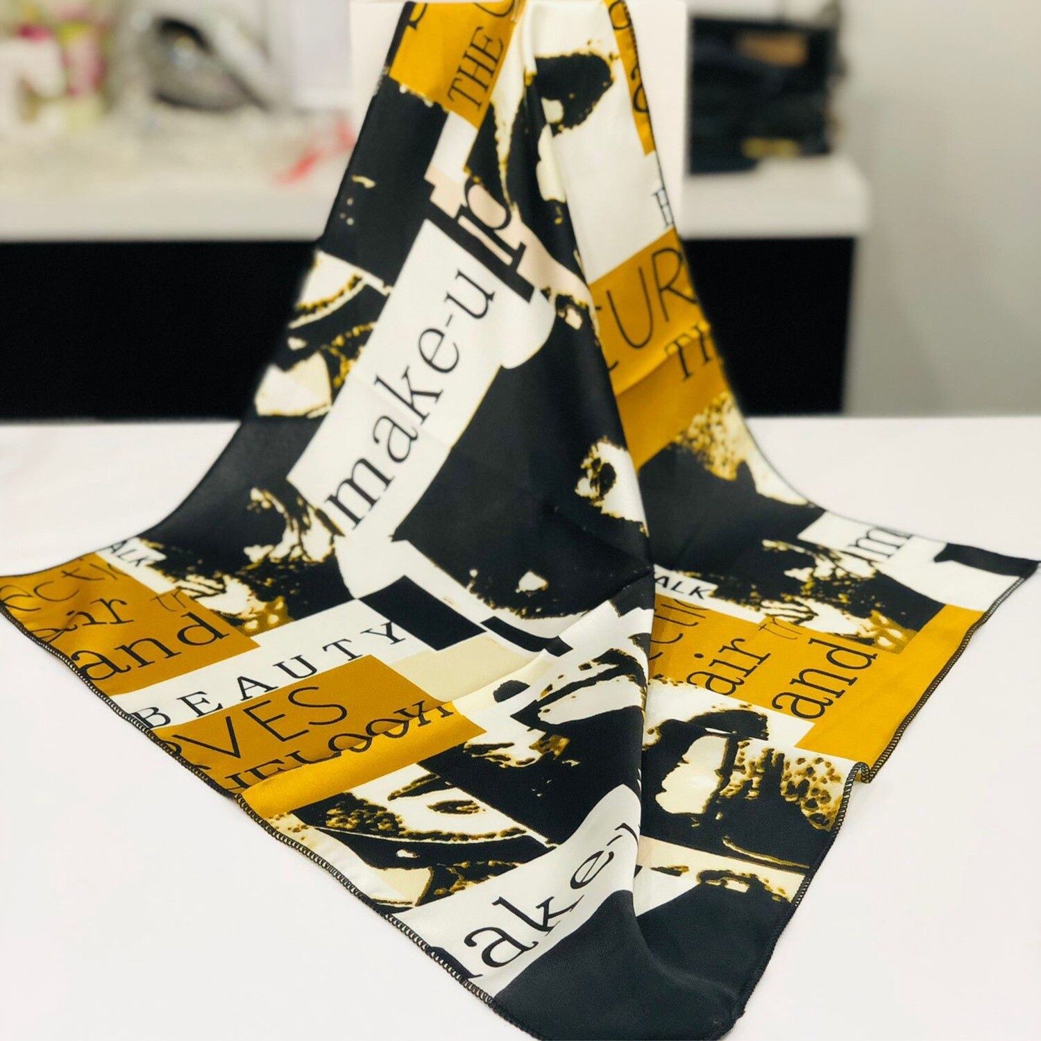 Scarf - 20x20cm - S28