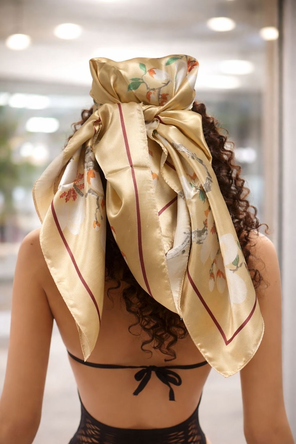 Scarf - 90x90cm - SH18