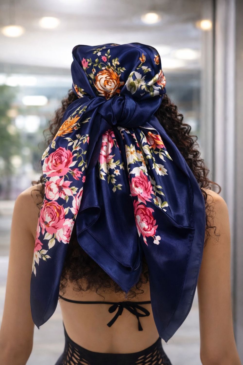 Scarf - 90x90cm - SH21