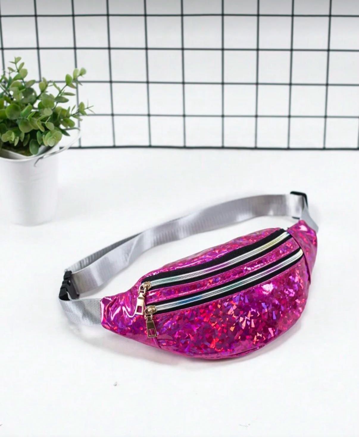 Holographic Fanny Pack - Hot Pink