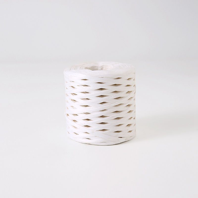 Raffia 111 White