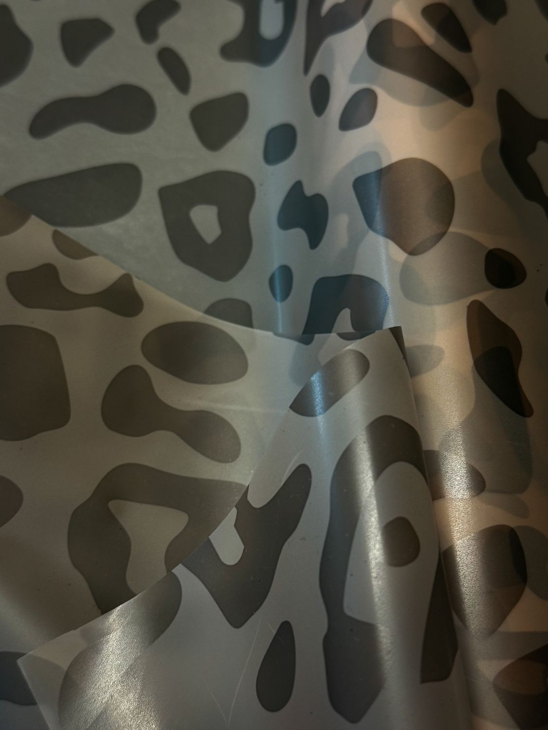 Matte foil with LAMPART pattern black