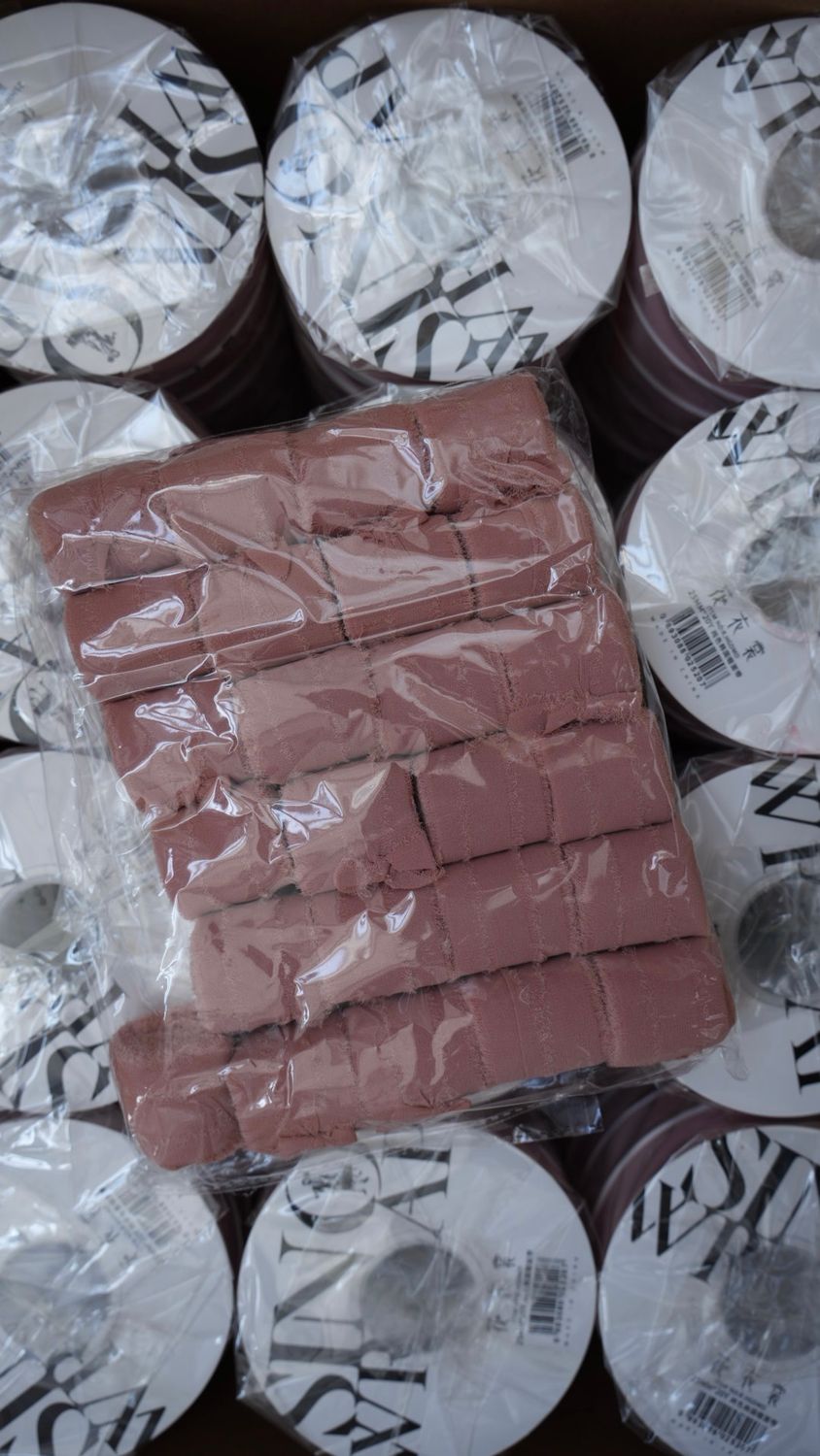 Chiffon Ribbon Hot pink 4452 X25