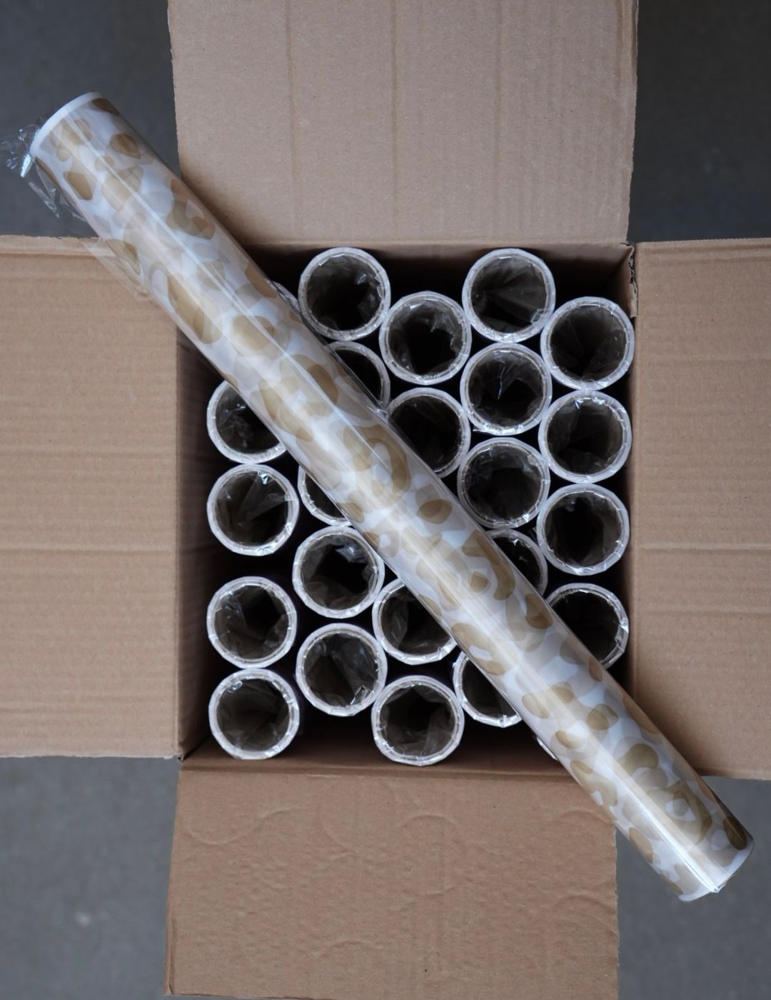 Matte film with pattern LAMPART Glod x 25