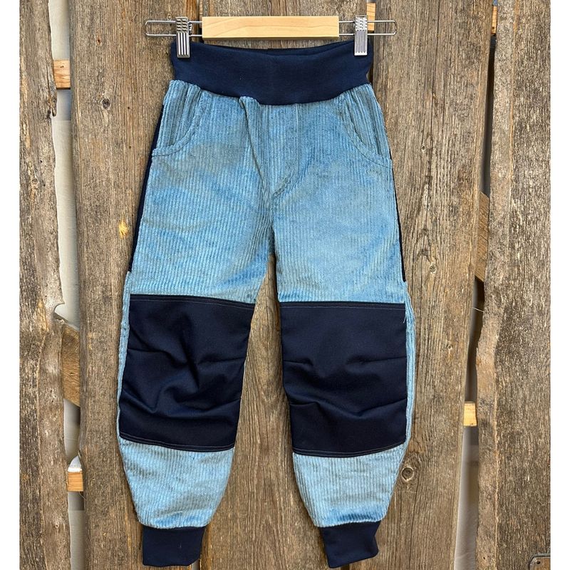 Cordhose robust Gr. 122 rauchblau / dunkelblau