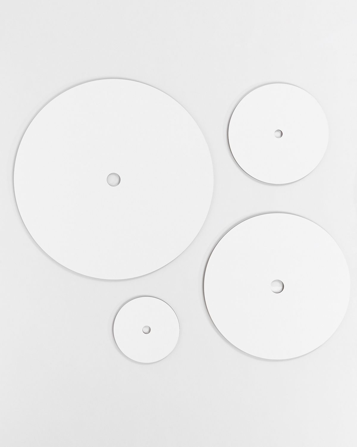 3mm Round Cake Board with Central Hole (1.2cm) - pack of 5