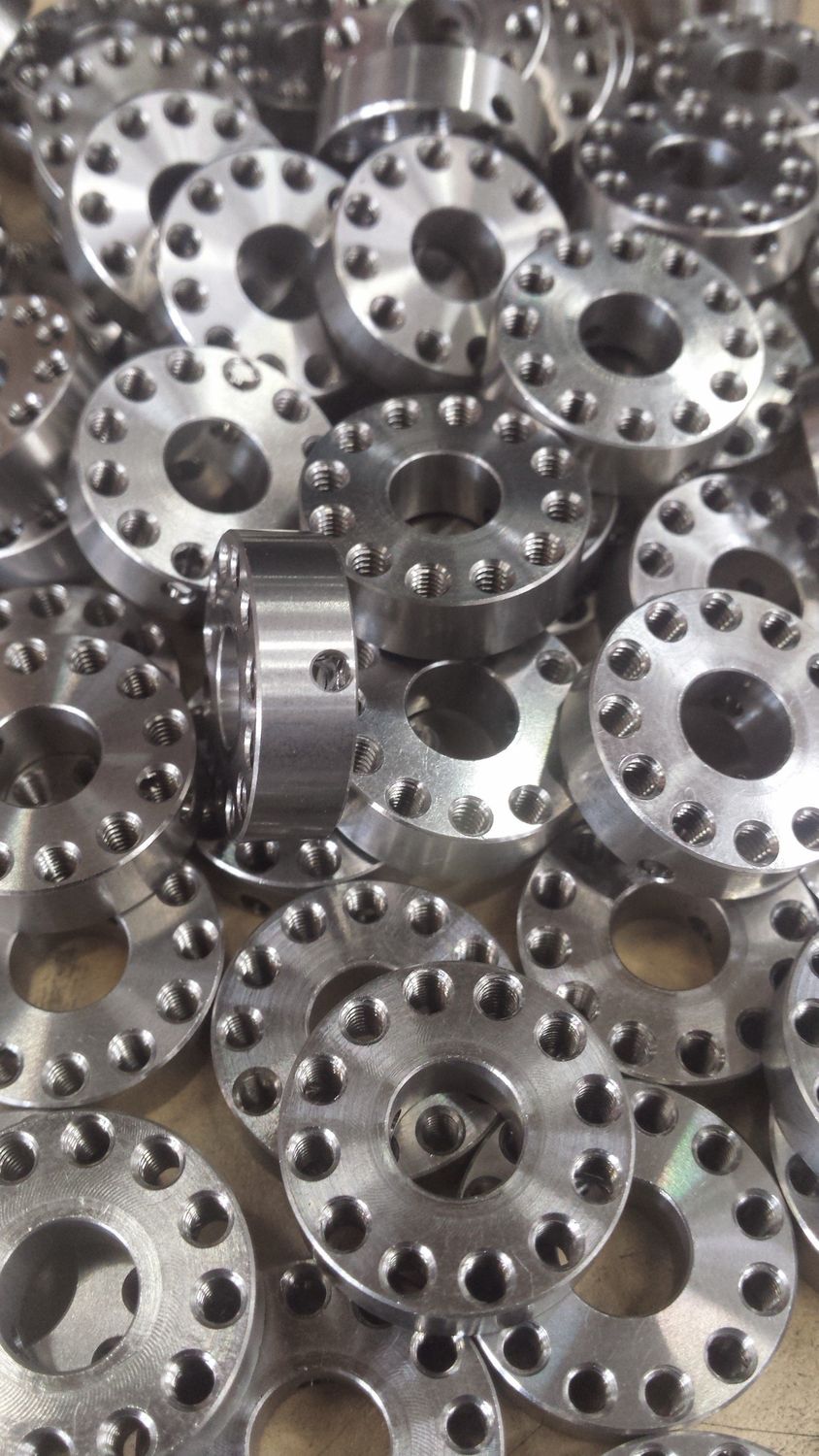 Stainless wheel hubs - 8mm stub shaft