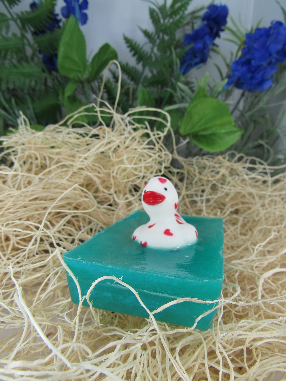 DIY Walk-in Valentine Duck Soap
