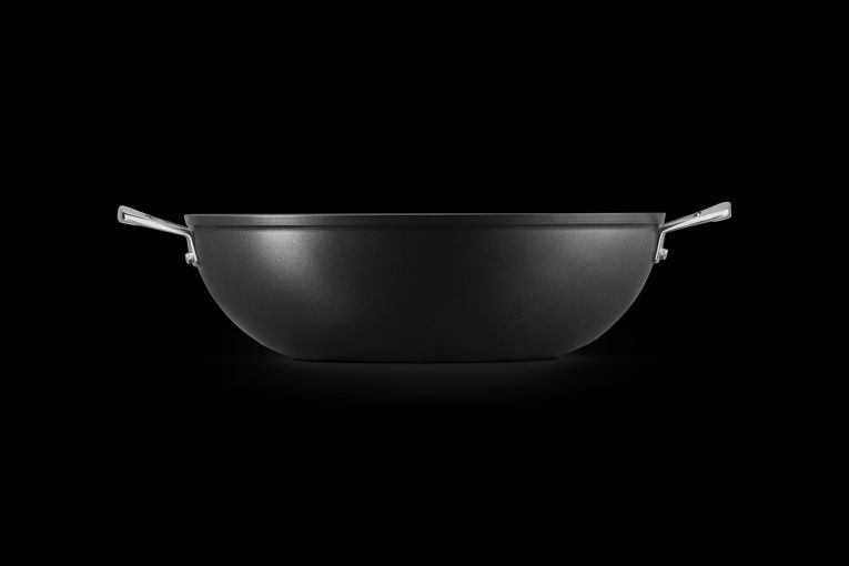 Le Creuset Wok anti aanbaklaag  28 cm met 2 handvaten
