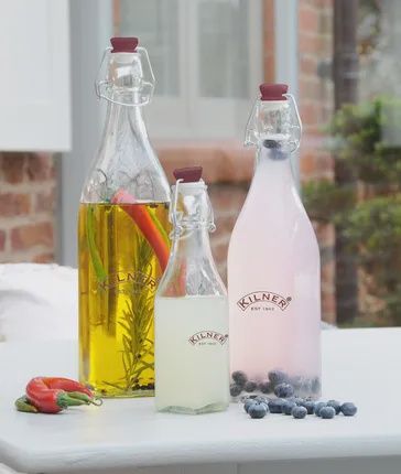 Kilner Vierkante glazen fles met plastic beugelsluiting 550ml                       0ml