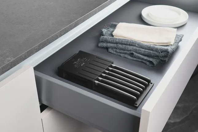 Pintinox Kobe messenblok uit hout met 6 steakmessen