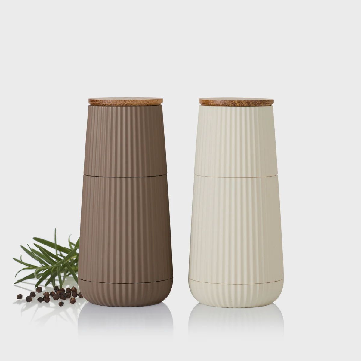 AdHoc Peper en Zoutmolen  Scape - donker en licht beige