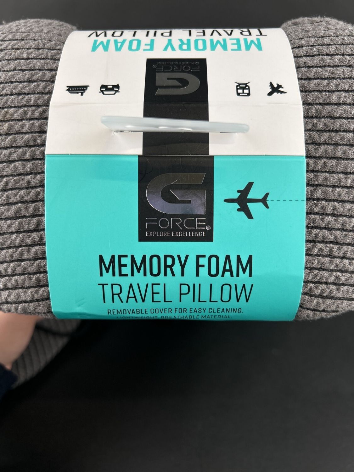 STRIPE MEMORY FOAM TRAVEL PILLOW W SMALL POUCH ASST