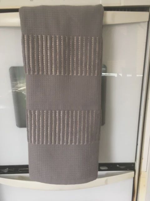 Honeycomb Grey &amp; Gold Waffle