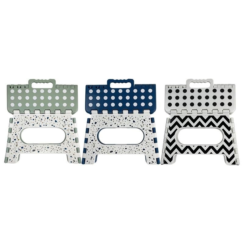 9" FOLDABLE STEP STOOL asst