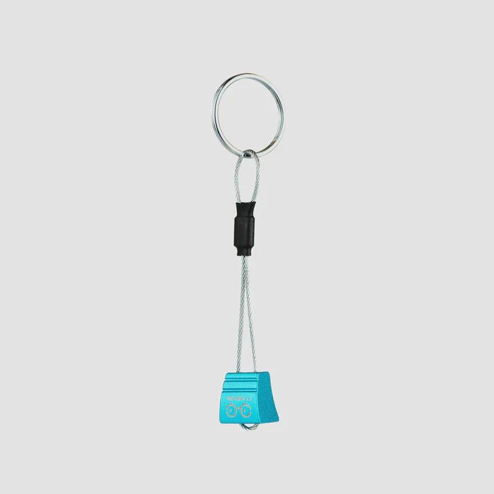 YY Nut Keyring, Colour: Blue