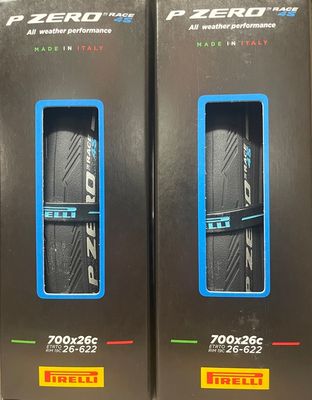 Pirelli P ZERO™ Race 4S Black PAIR Pirelli P ZERO™ Race 4S Black PAIR