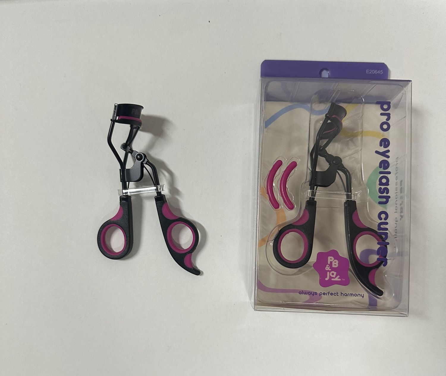 Eyelash Curler  E20645 1DZ      PB&amp;JAY