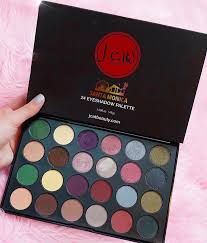 Santa monica 24 eyeshadow palette JCAT