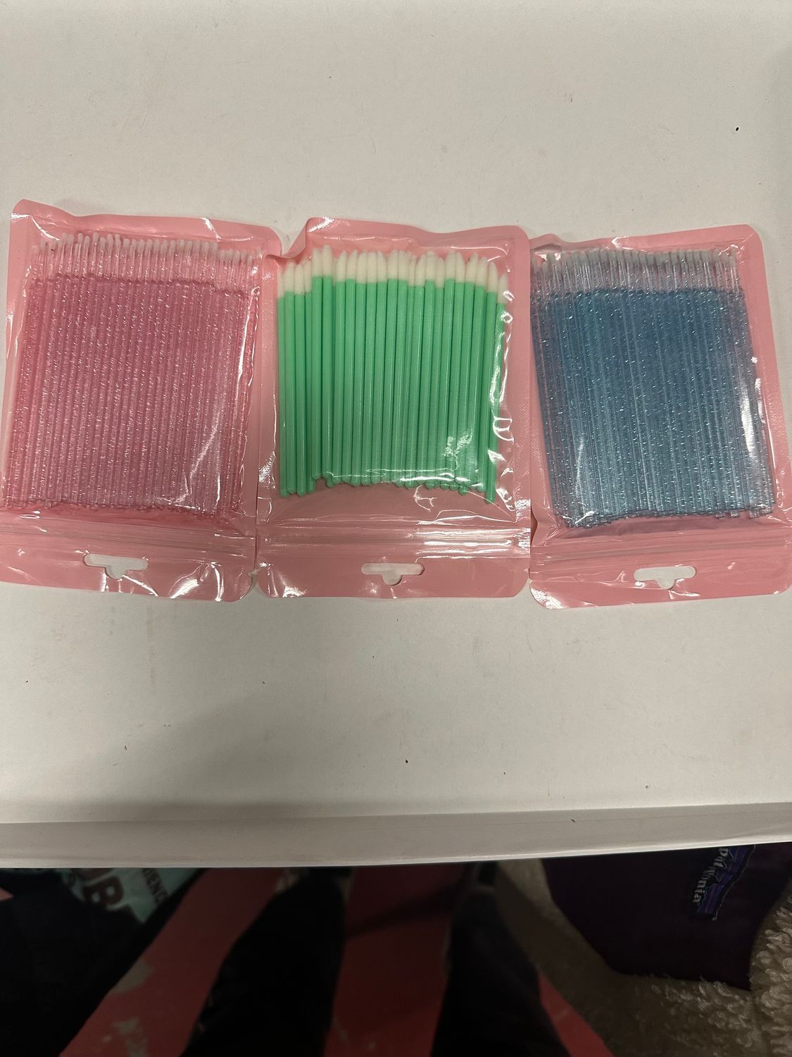 50pc  Lip wand 1DZ