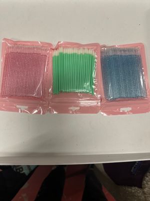 50pc  Lip wand 1DZ