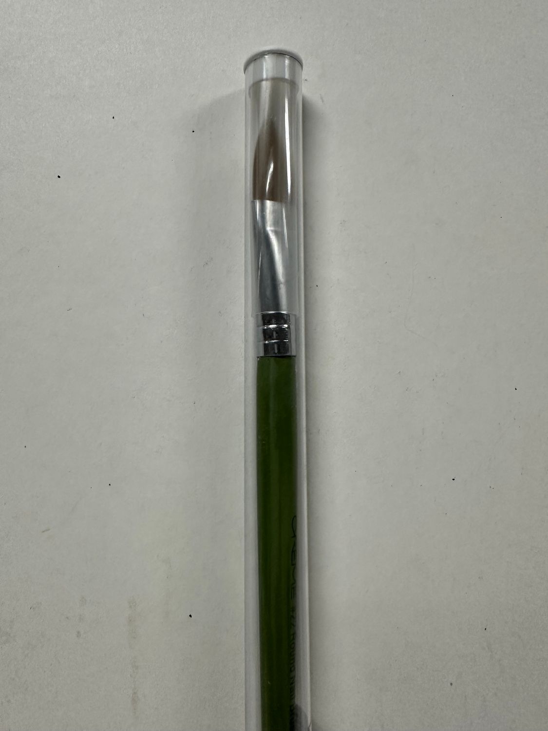 #22 round nail brush CREME