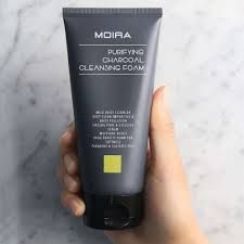 Purifying charcoal cleansing foam MOIRA
