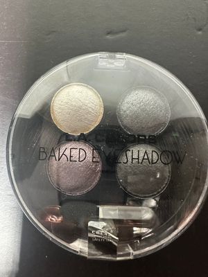 4 COLOR BAKED EYESHADOW   LA COLORS 422
