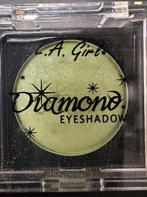 DIAMOND EYESHADOW   6PC   LA GIRLS GROUPIE