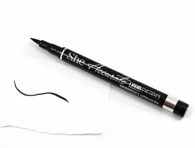 Liquid eyeliner EL101. She