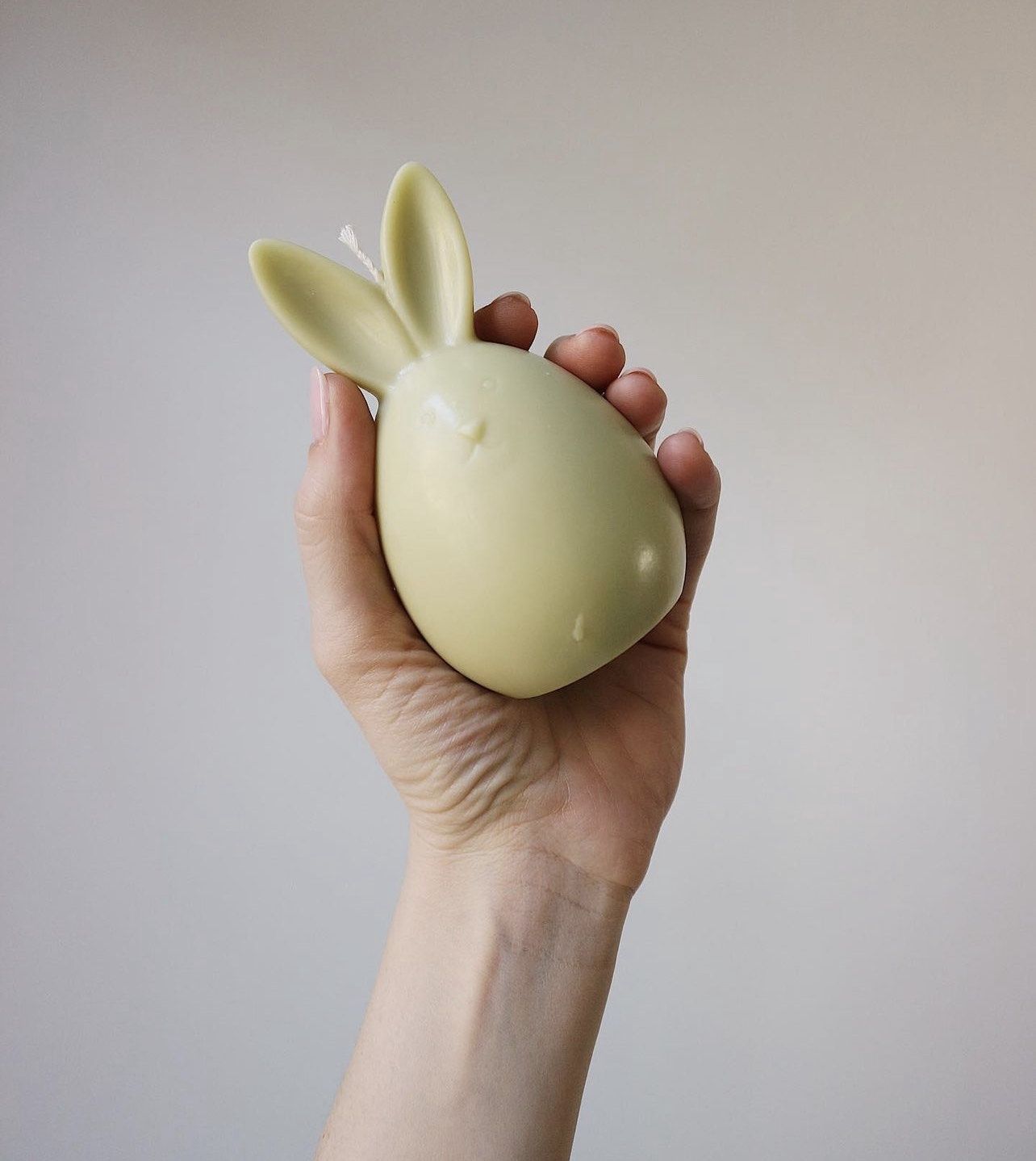 Bunny Candle olive