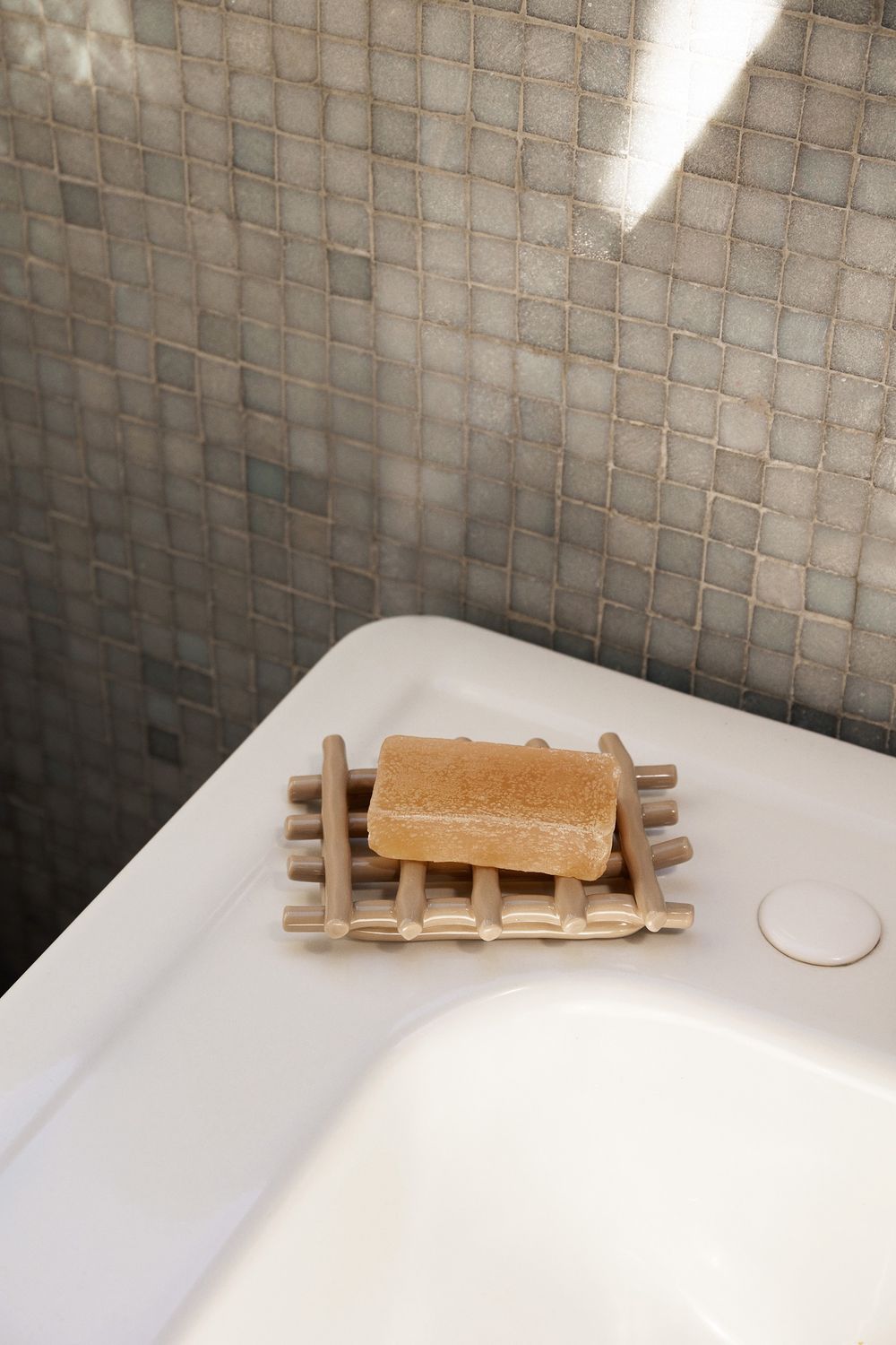 Ceramic soap tray cashmere